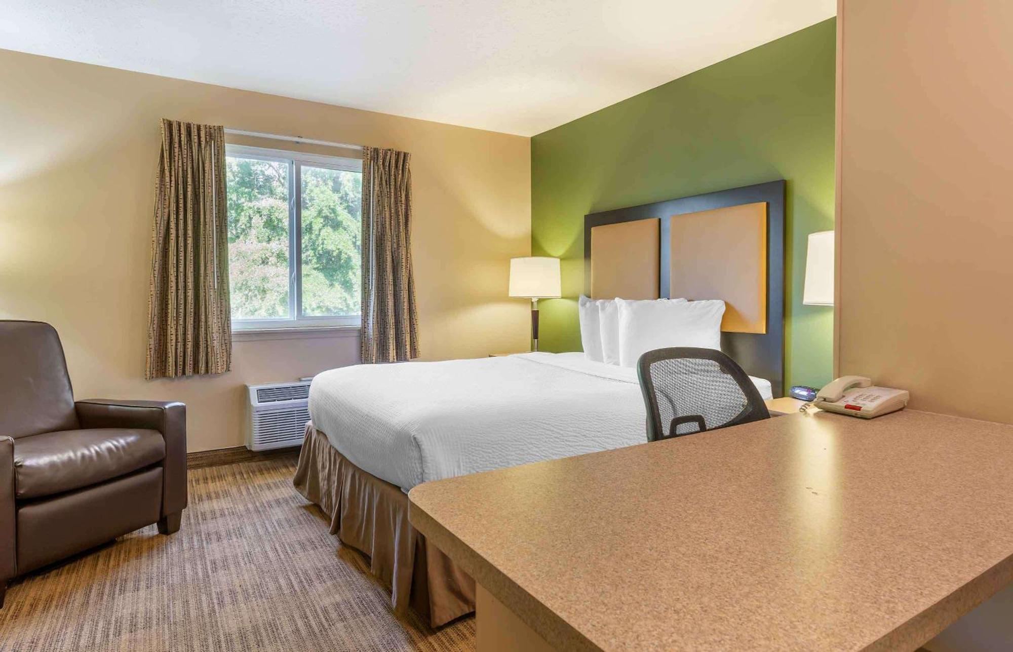 Extended Stay America Suites - Chicago - Lombard - Yorktown Center Екстер'єр фото