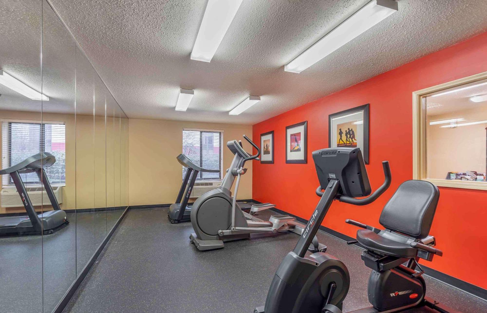 Extended Stay America Suites - Chicago - Lombard - Yorktown Center Екстер'єр фото