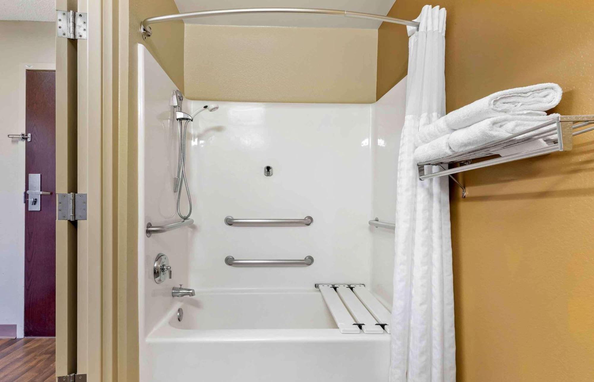 Extended Stay America Suites - Chicago - Lombard - Yorktown Center Екстер'єр фото