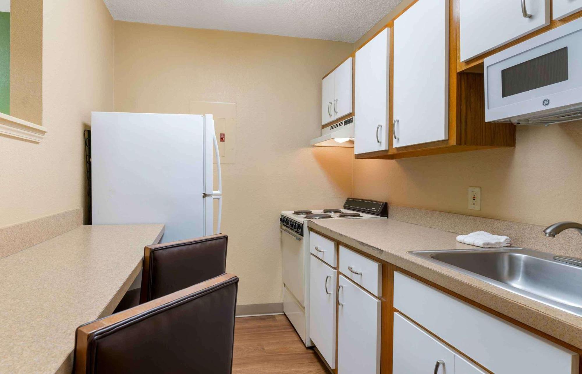 Extended Stay America Suites - Chicago - Lombard - Yorktown Center Екстер'єр фото