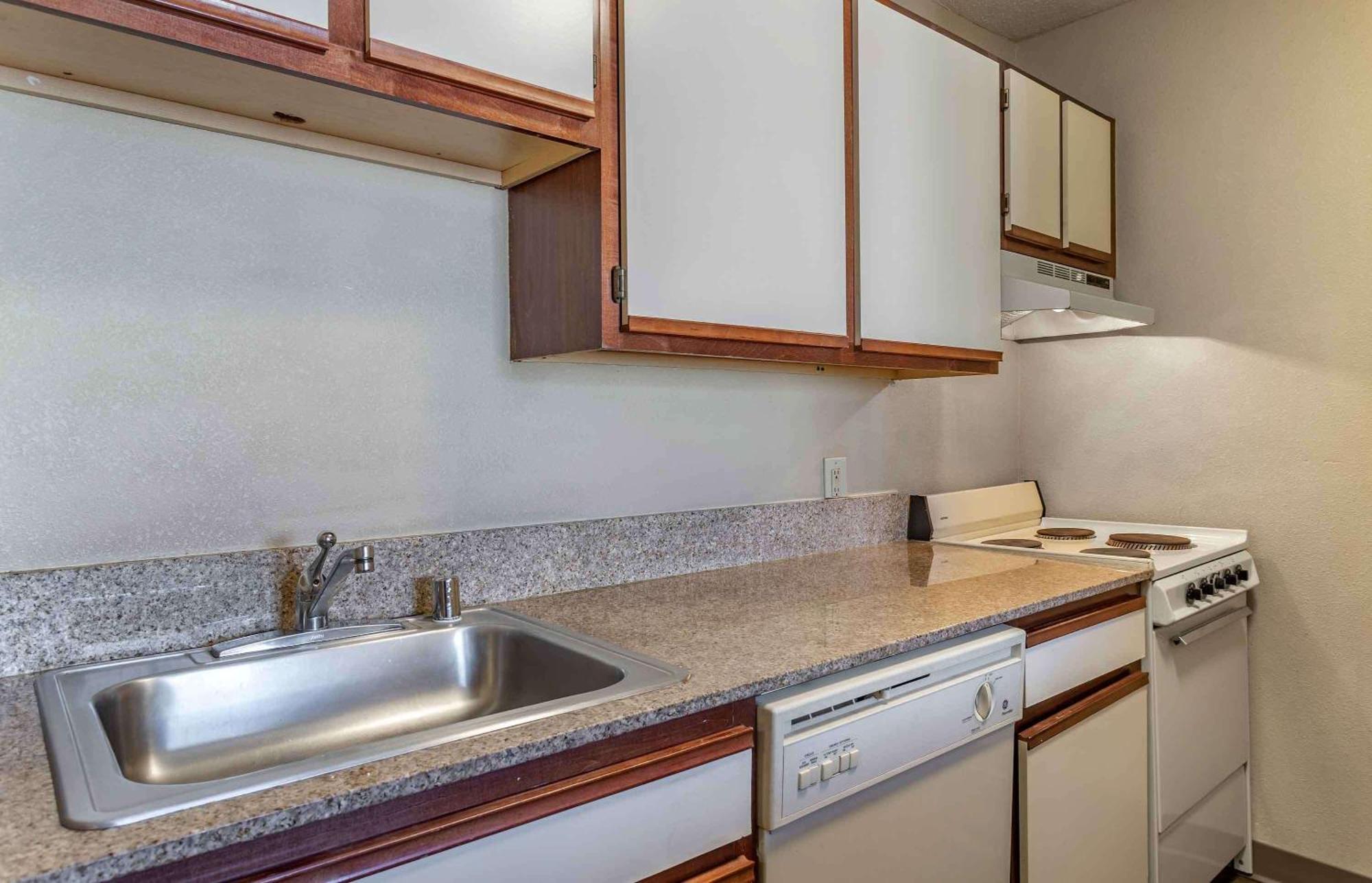 Extended Stay America Suites - Chicago - Lombard - Yorktown Center Екстер'єр фото