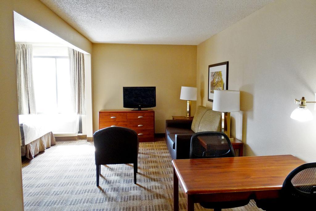 Extended Stay America Suites - Chicago - Lombard - Yorktown Center Екстер'єр фото
